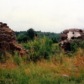 511. Naatselässä Heinosen Kalliorantatlin talon kivijalan jäänteet 90-luvulla
